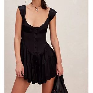 NWT Vanessa Mooney Playsuit Black Size small